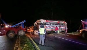 Decretan tres días de luto por accidente vial que dejó 15 muertos en Guatemala