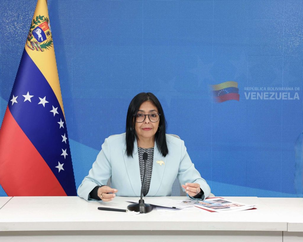 Delcy Rodríguez: el objetivo real es robarse el petróleo sin pagar nada