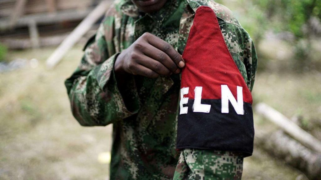 ELN anuncia cese al fuego unilateral por fiestas navideñas