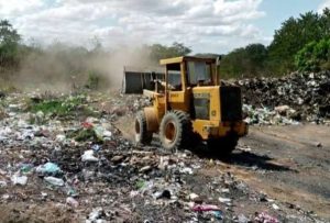 Ejecutan labores de limpieza en vertedero del sur de Aragua