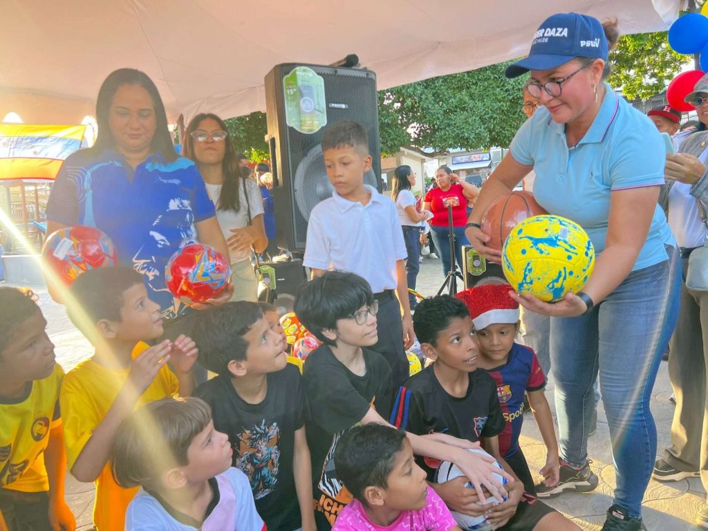 Ejecutan simultáneamente 10 proyectos comunales en municipios yaracuyanos