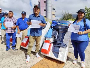 Entrega créditos a pescadores de cinco municipios de Nueva Esparta