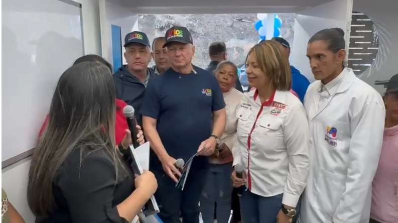 Entregaron consultorio en km 4 de El Junquito