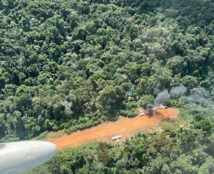 Fanb destruye ocho aeronaves y cuatro campamentos del narcotráfico en Amazonas