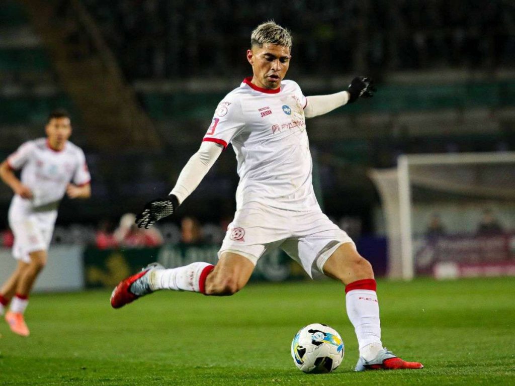 Gleyker Mendoza ahora pertenece al FC Kryvbas