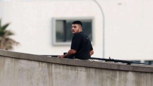 Imputan con 59 cargos a autor de masacre en Australia