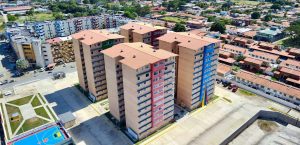 Inauguran conjunto residencial con entrega de 36 apartamentos en Barinas