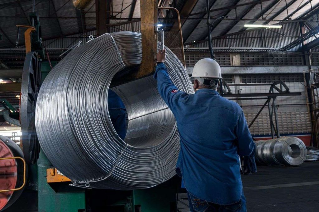 Industria siderúrgica nacional impulsa la sustitución de importaciones