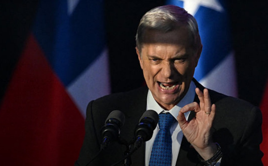 El presidente electo de Chile José Antonio Kast advierte a migrantes irregulares que se tienen que ir de Chile