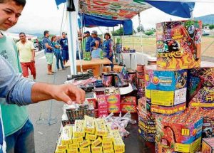 Limitan la comercialización de fuegos artificiales en Valera