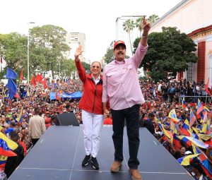 Maduro: La derecha jamás podrá sacarnos de nuestra lucha histórica