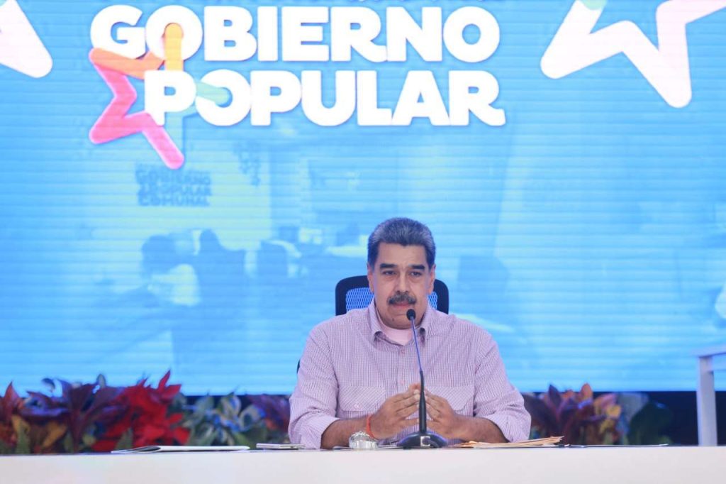 Maduro: con la verdad seguiremos triunfando por el camino de la paz