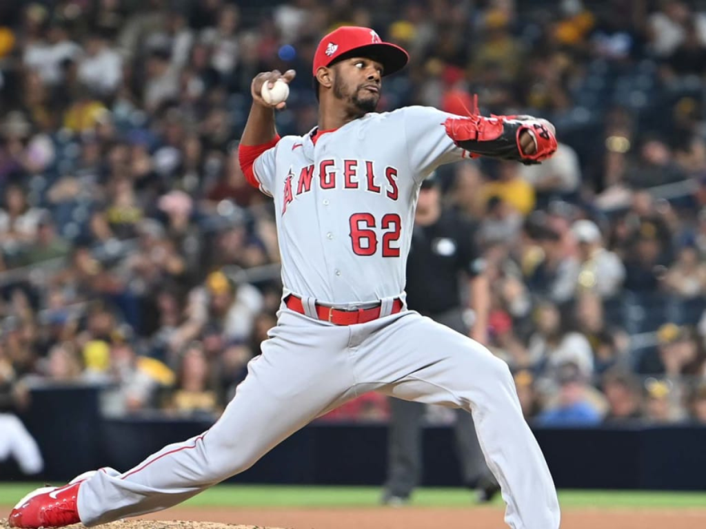 Magallanes habría sumado un brazo desde LiDom