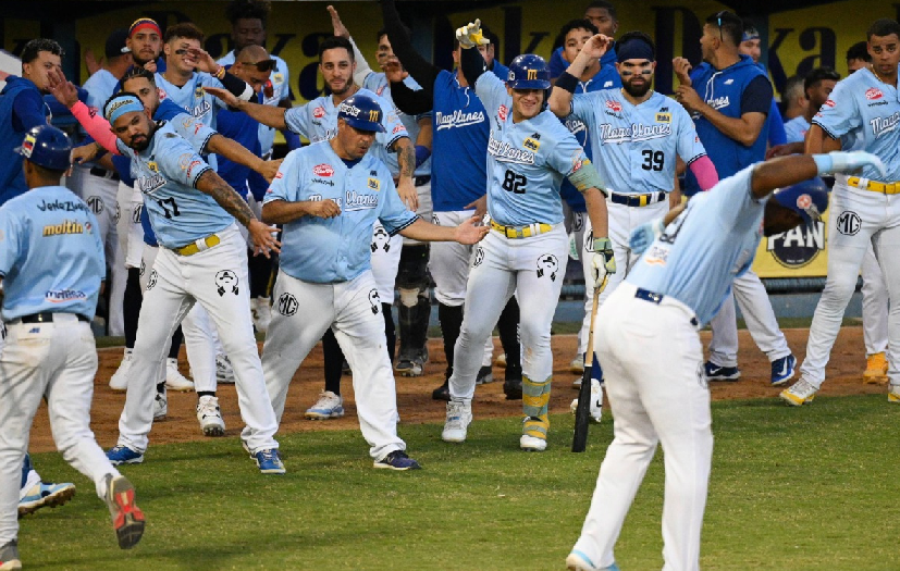 Navegantes del Magallanes derrotó a Cardenales de Lara y avanza directo al Round Robin