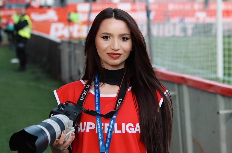 Estupor en Europa por la muerte de una periodista de 27 años tras caer de un séptimo piso