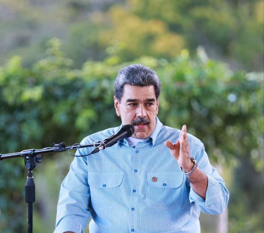 Presidente Maduro reporta crecimiento del 360% en obras