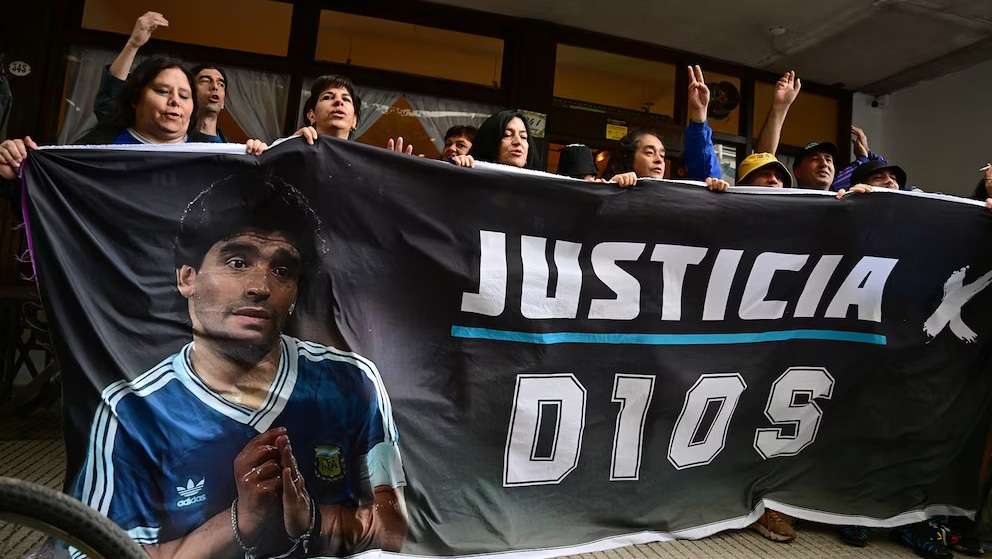 Reabrirán juicio por muerte de Maradona en marzo próximo