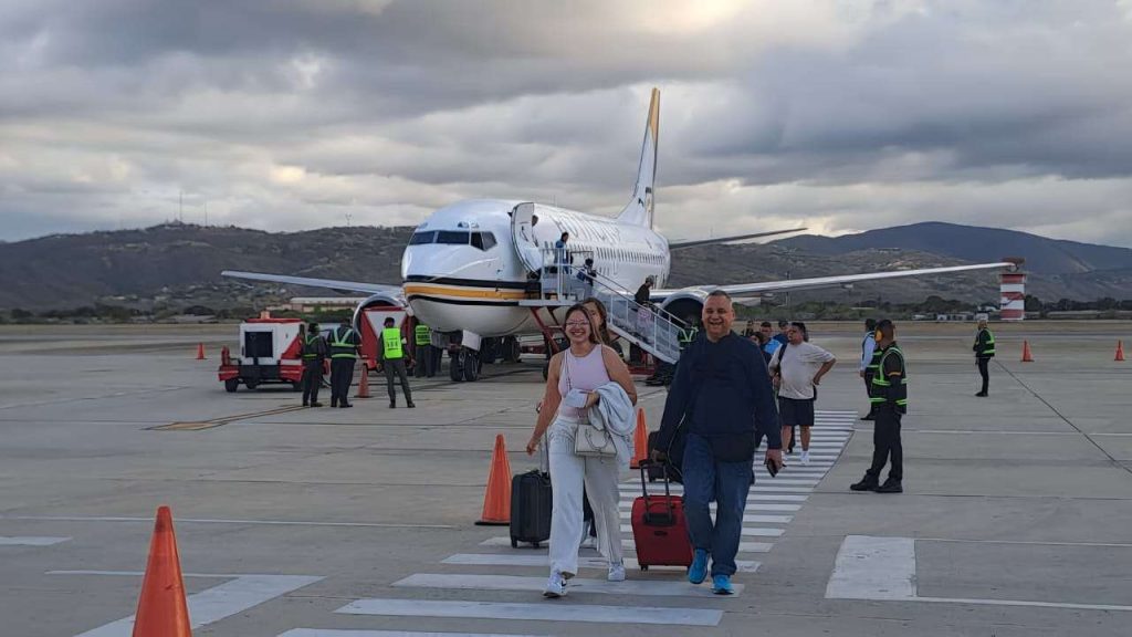 Reanudan vuelos entre Lara y Panamá