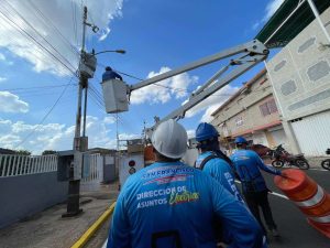 Recuperado alumbrado público con dos mil lámparas LED en el Zulia