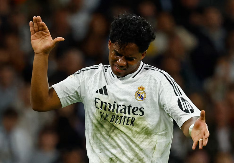 Llegó como la nueva estrella del fútbol, jugó apenas 22 minutos en la temporada con Real Madrid y ahora se irá a Francia