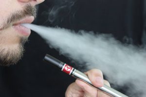 Senado de México aprueba prohibición total de vapeadores
