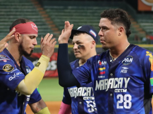 Tigres suman victoria clave en el juego 1 del Wild Card