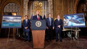 "Si se hace el duro, será la última vez que pueda hacerlo", otra amenza de Trump a Maduro