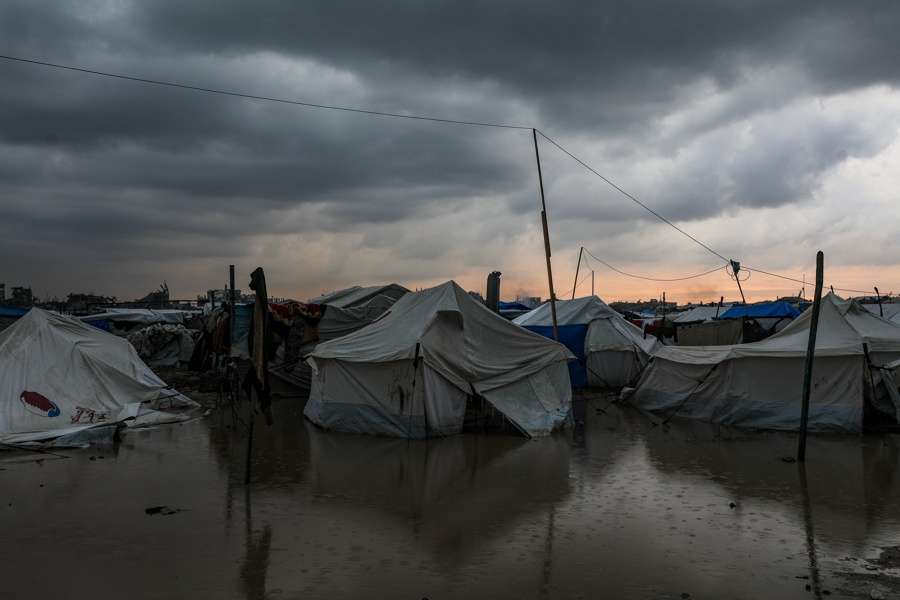 Unrwa: la gente en la Franja de Gaza se está muriendo de frío