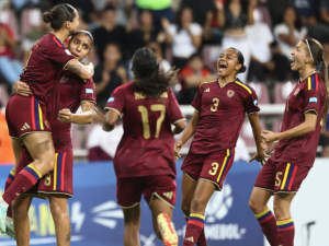 Venezuela firma aplastante victoria ante Perú