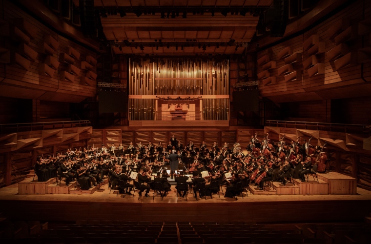 la Sinfónica Simón Bolívar celebra 50 años con Mozart