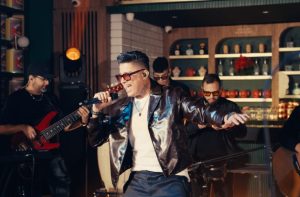 Juan Miguel sorprende con “Salsa Lovers Vol. 2”, un tributo salsero a Daddy Yankee