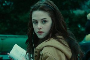 Kristen Stewart está dispuesta a traer de vuelta la saga 'Crepúsculo'. Y creo que debería hacerlo para incluir la lectura queer que siempre estuvo ahí