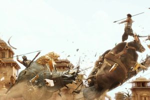 Netflix tiene la versión definitiva de la otra gran épica película de acción del director de ‘RRR’, pero no te lo va a poner fácil para que la veas