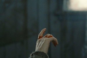 Hoy en Prime Video, una obra maestra del thriller más inquietante que todavía es enigmática y escalofriante