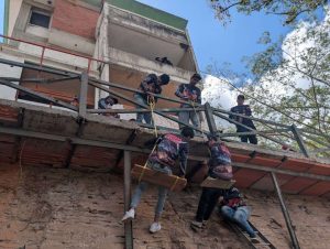33 casas en La Boyera son reconstruidas tras los ataques gringos