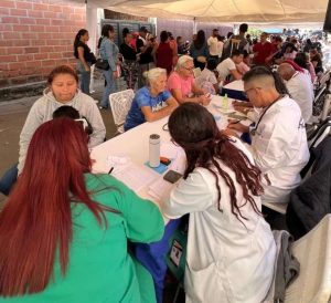 Afectados por bombardeos en La Vega tuvieron jornada integral