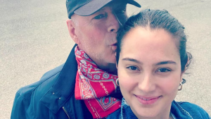 La esposa de Bruce Willis reveló que el actor no sabe que padece demencia: 'El cerebro está cambiando'