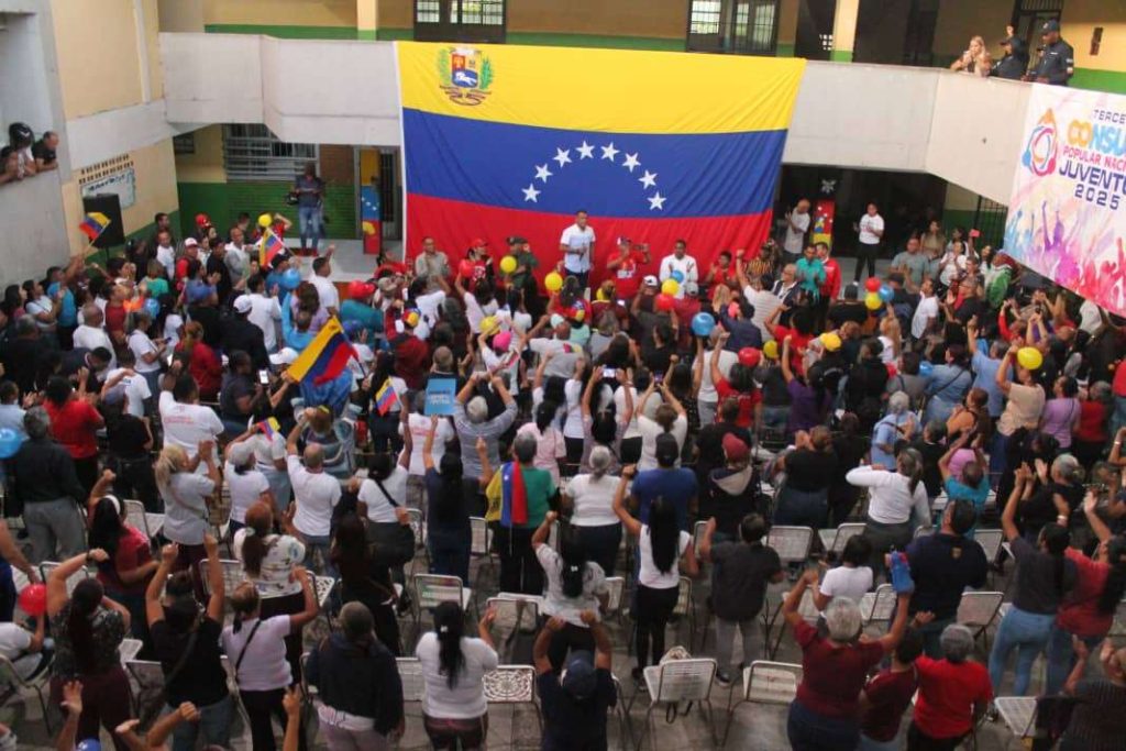 Comunas de Guarenas recibieron recursos para sus proyectos