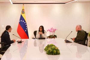 Delcy Rodríguez llama a fortalecer cohesión nacional