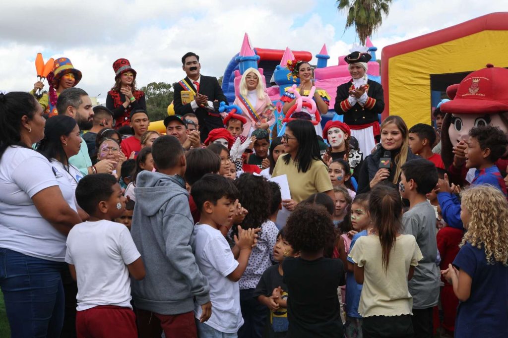 Delcy Rodríguez ordena reparación de 463 viviendas impactadas por ataque