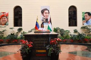 Delcy Rodríguez visitó el Cuartel de la Montaña y el Cementerio General del Sur