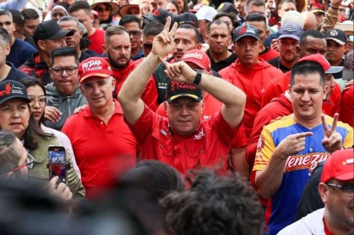 "El mundo sabe que el presidente fue secuestrado", Diosdado Cabello en marcha de apoyo a Maduro