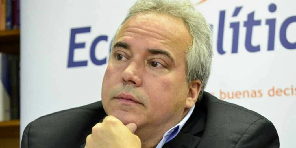 Venezuela ampliará subastas de divisas e incluiría bancos medianos y pequeños