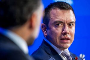 Ecuador impuso aranceles de 30% a Colombia por “no cooperar” con seguridad