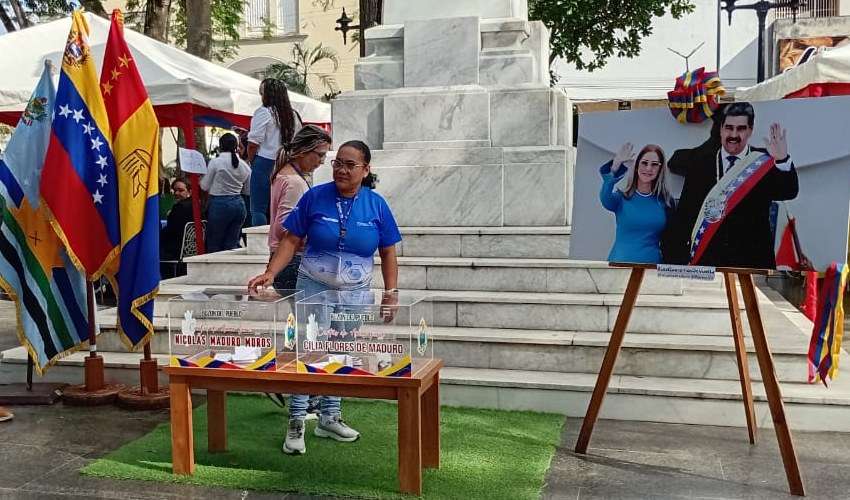 El pueblo escribe cartas en apoyo al presidente Maduro y Cilia Flores
