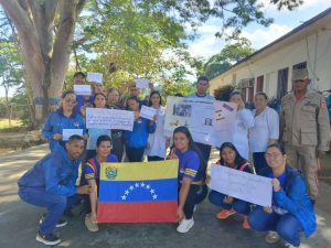 El pueblo sigue en las calles exigiendo la liberación del presidente Maduro