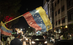 La oposición venezolana entre el entusiasmo y la confusión tras el ataque de EEUU