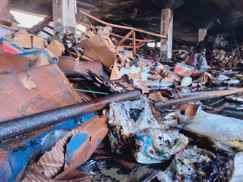 Gobernador de La Guaira denuncia destrucción de almacenes médicos y de alimentos tras bombardeo 