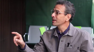 'No olvidemos que EEUU tiene sus intereses y no necesariamente coinciden con los de los venezolanos'