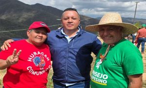 Inspeccionan avances de viveros comunales en Macarao